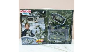 Военный паркинг в комплекте 4 машинки