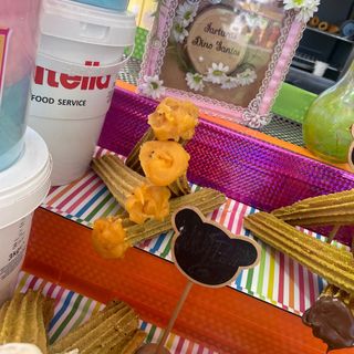 Churros Recheados Creme de Ovos