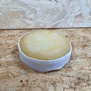 Amarelo Dop1/2 Pieza (0.300 Kg Aprox)