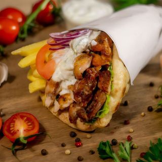 Гірос з куркою (500г)