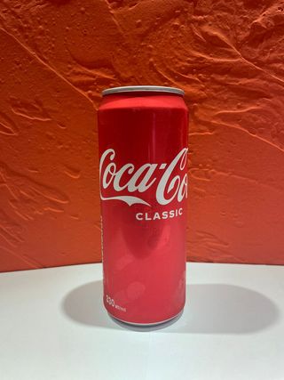 კოკა-კოლა ქილა 0.33ლ