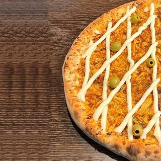 Pizza de Frango com Queijo Sabor Catupiry