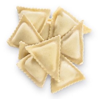 Triangoli rellenos de gorgonzola y pera