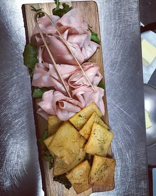 Panelle e mortadella 1 pezzo