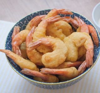 Gambas Rebozadas Con Patatas