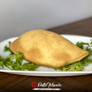 Pidone con prosciutto e formaggio mozzarella fritto