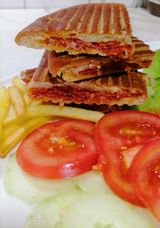 Tost sa kulenom i kačkavaljem