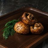 Шампиньоны на мангале