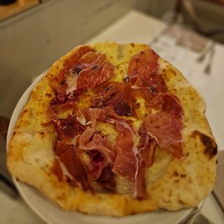 Focaccia al prosciutto