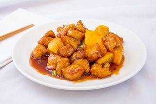 Pollo con ananas