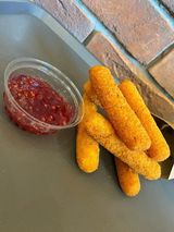 Сирні палички з ягідним соусом (6шт)