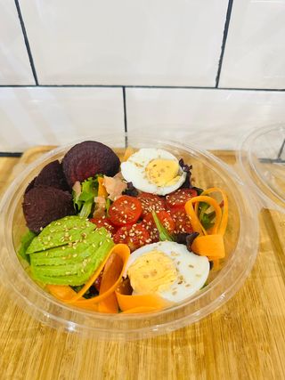 Ensalada salmón y aguacate