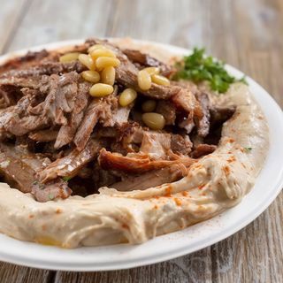 Shawarma Mixto Con Hummus