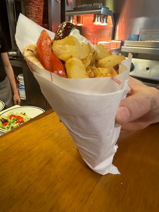 Pita  Bifteki ripieno al  formaggio