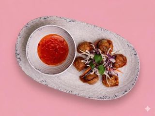 KEAW MOO TOM YUM fried/smażone