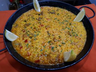 Paella De Carne (Para 2 Personas)