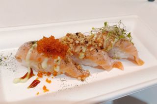 Nigiri flambè - 3 pezzi