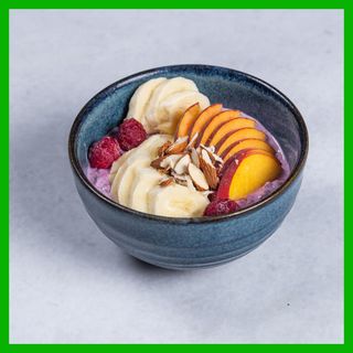 Ovsena kasa sa svežim voćem