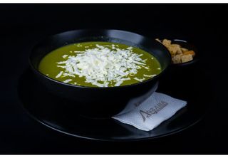 Спаначена крем супа  със сирене (400мл)