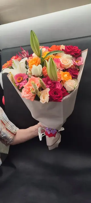باقة الزهور والورود