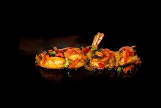 Gamberi e Calamari Sale e Pepe