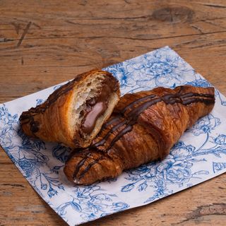 Croissant Relleno de Chocolate