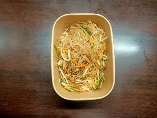 40b. Spaghetti di riso saltati con verdure