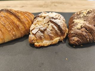 Trio De Croissants