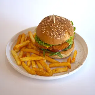 Бургер с куриной котлетой