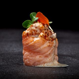 Bignè goma salmon 2 pezzi