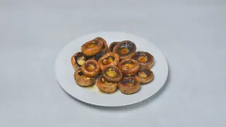 Pečurke na žaru punjene mocarelom
