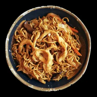 31. Yakisoba Con Pollo Ración