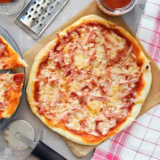 Pizza Vesuvio