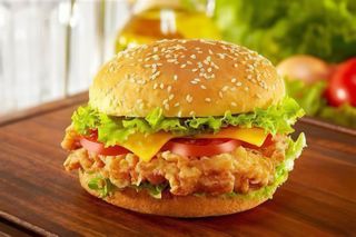 Menú Burger De Pollo Crispy Con Queso