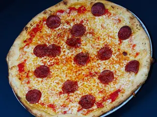 5. Pizza De Pepperoni (33 Cm.)