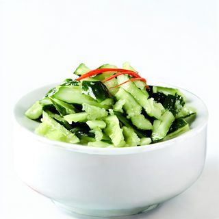 22 Krastavac salata 200 gr