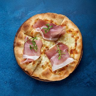 Focaccia pršuta i mozzarella