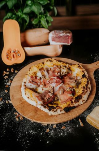 Pizza Especial Campagnola (32 Cm.)