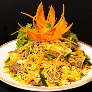 Taitei din orez cu vita