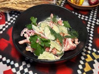 Овочевий салат пісний з пістним майонезом