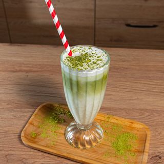 Iced Matcha Latte