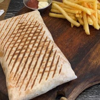 Tacos + Portion Frites + Boisson 