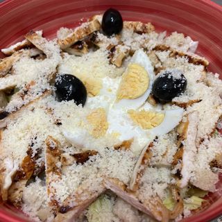 Salata Doamnelor (Caesar cu piept de pui)