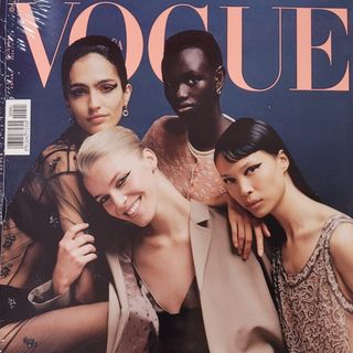 VOGUE