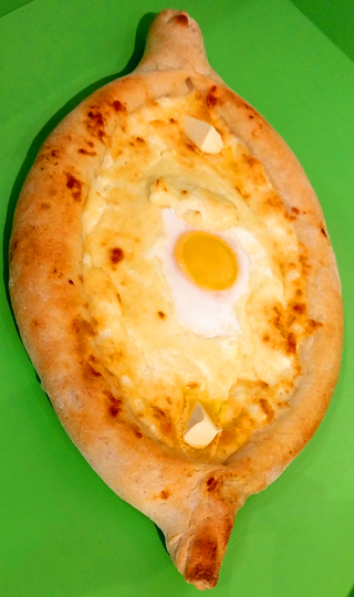 ხაჭაპური აჭარული დიდი