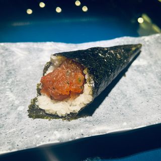 187. Temaki spicy tuna - 1 pezzo
