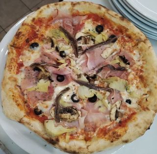 Pizza Capricciosa