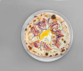 Pizza carbonara familiar