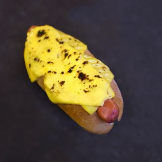 Хот-дог сирний (200г)