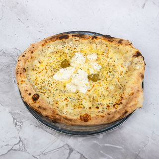 Pizza Burrata al Tartufo